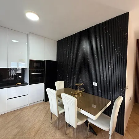 M&a Ii * Sarandë